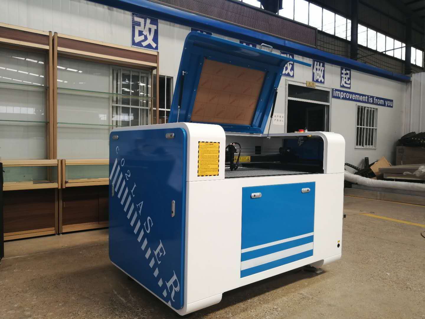 二氧化碳激光雕刻机